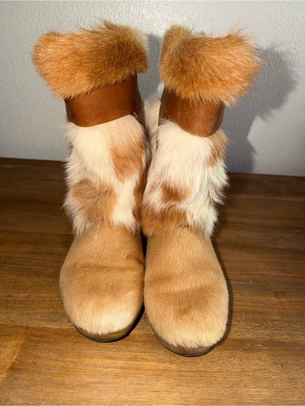 Fendi Tan & Cream Fur-Trim Winter Boots